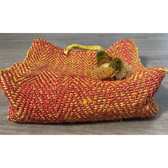 Handwoven Tote with Henequen Handcraft Bag - Picture 2 of 8